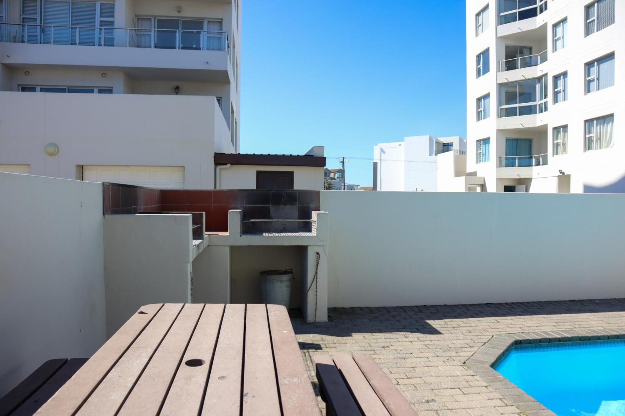 2 Bedroom Oceanfront With Sea Views Apartment *