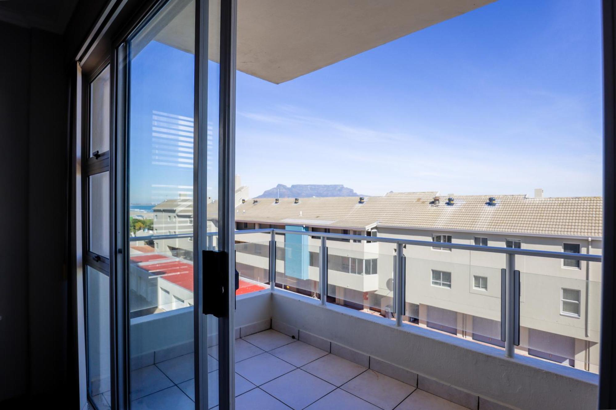2 Bedroom Oceanfront With Sea Views Apartment Cape Town